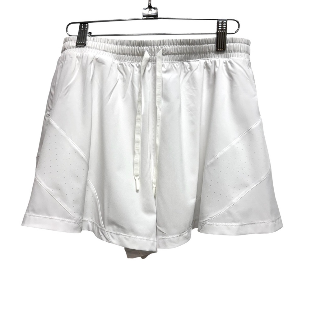 Avia Women's White Flowy Athletic Shorts Size Small